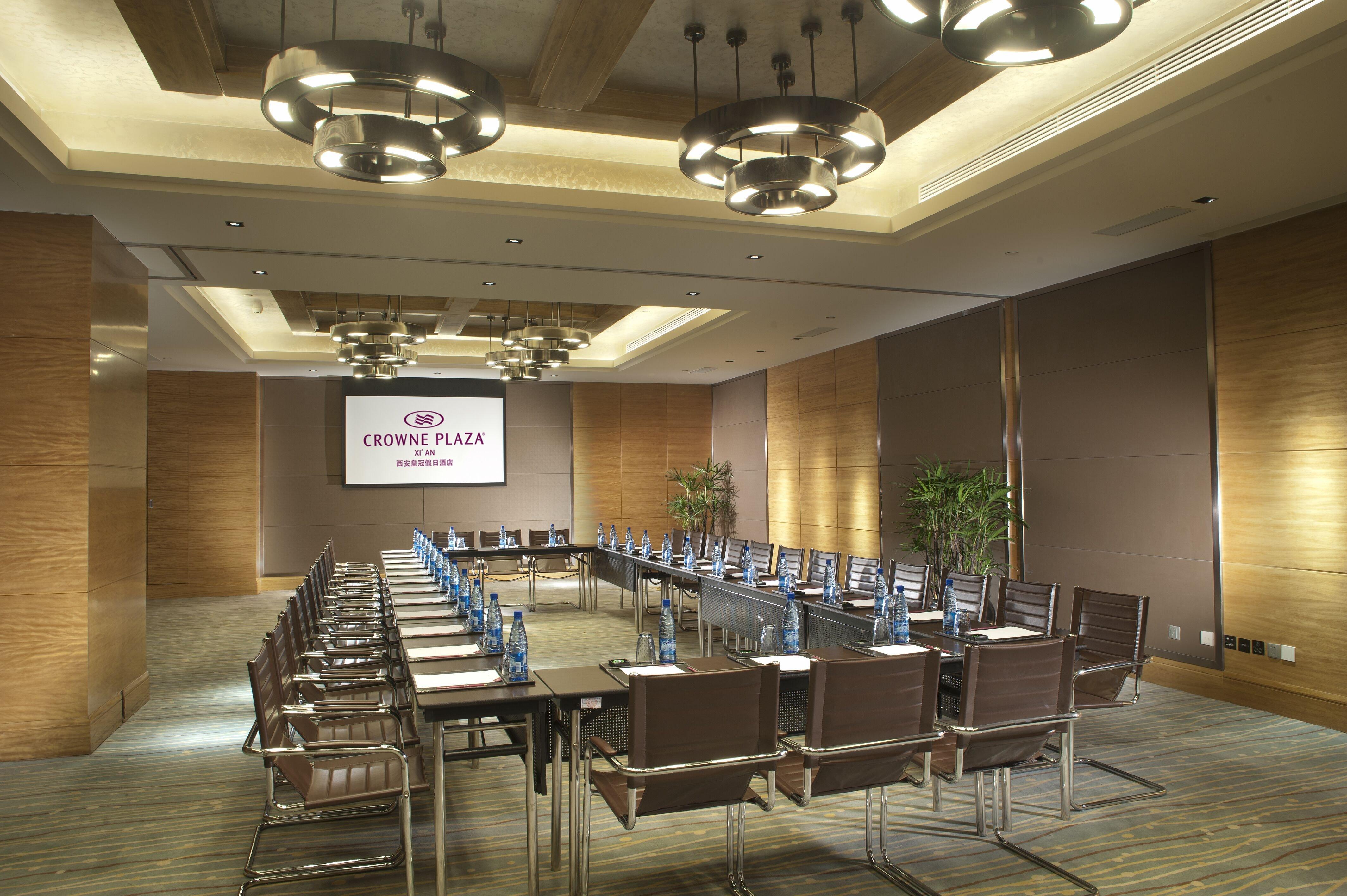Отель Crowne Plaza Xi'An By Ihg Бизнес фото