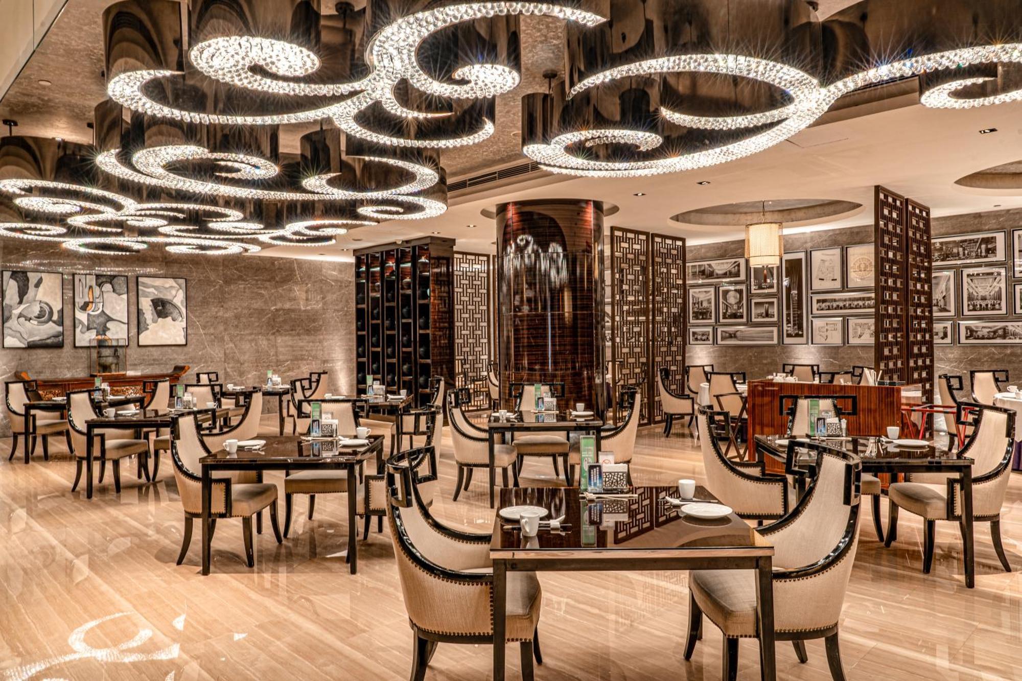 Отель Crowne Plaza Xi'An By Ihg Экстерьер фото