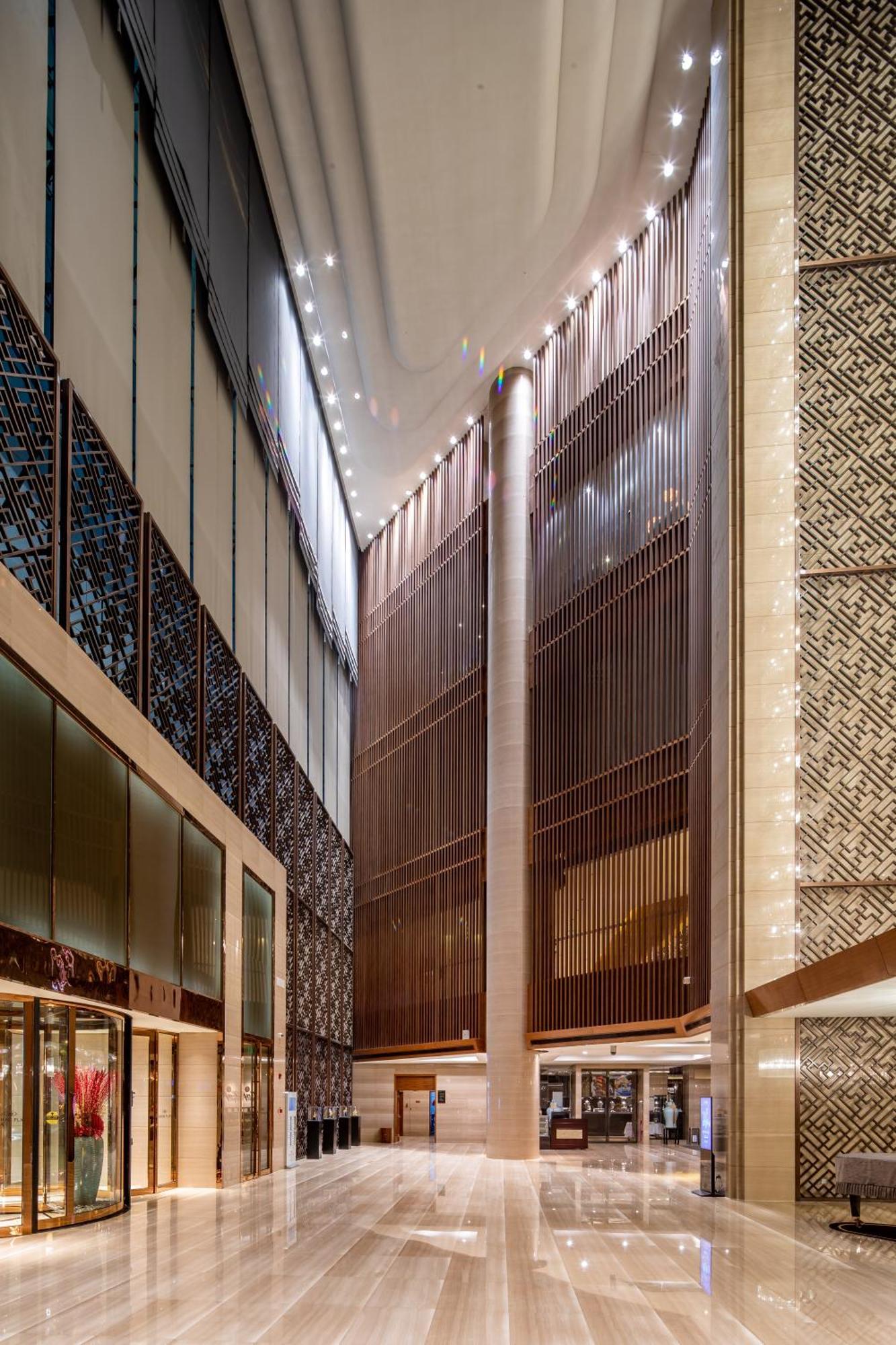 Отель Crowne Plaza Xi'An By Ihg Экстерьер фото