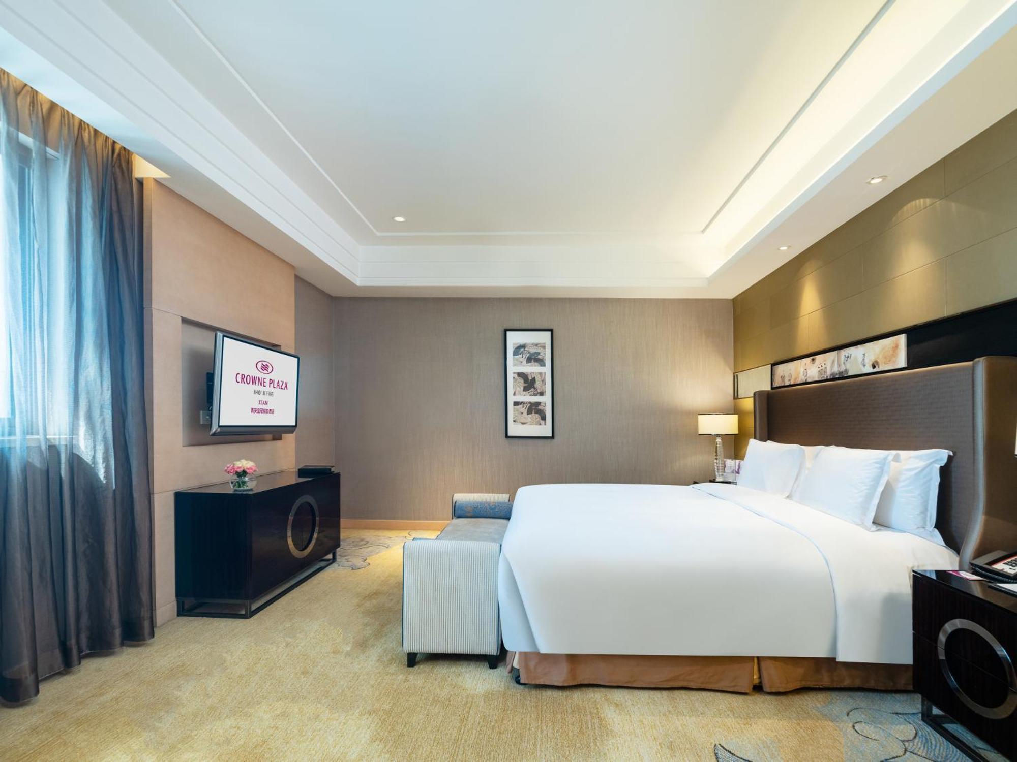 Отель Crowne Plaza Xi'An By Ihg Экстерьер фото