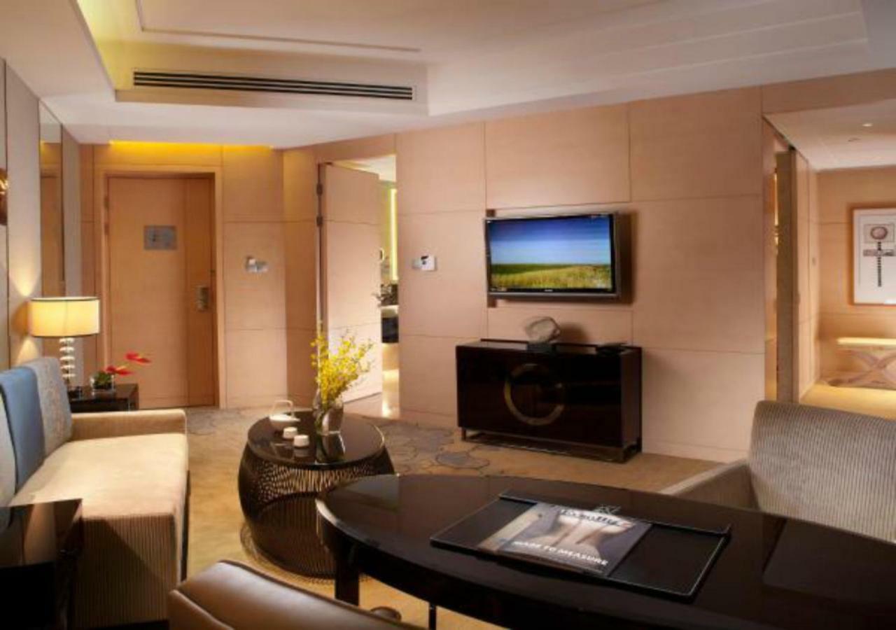 Отель Crowne Plaza Xi'An By Ihg Экстерьер фото